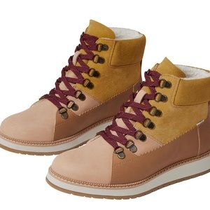 TOMS Mesa Hiking Boot Waterproof Size 5.5